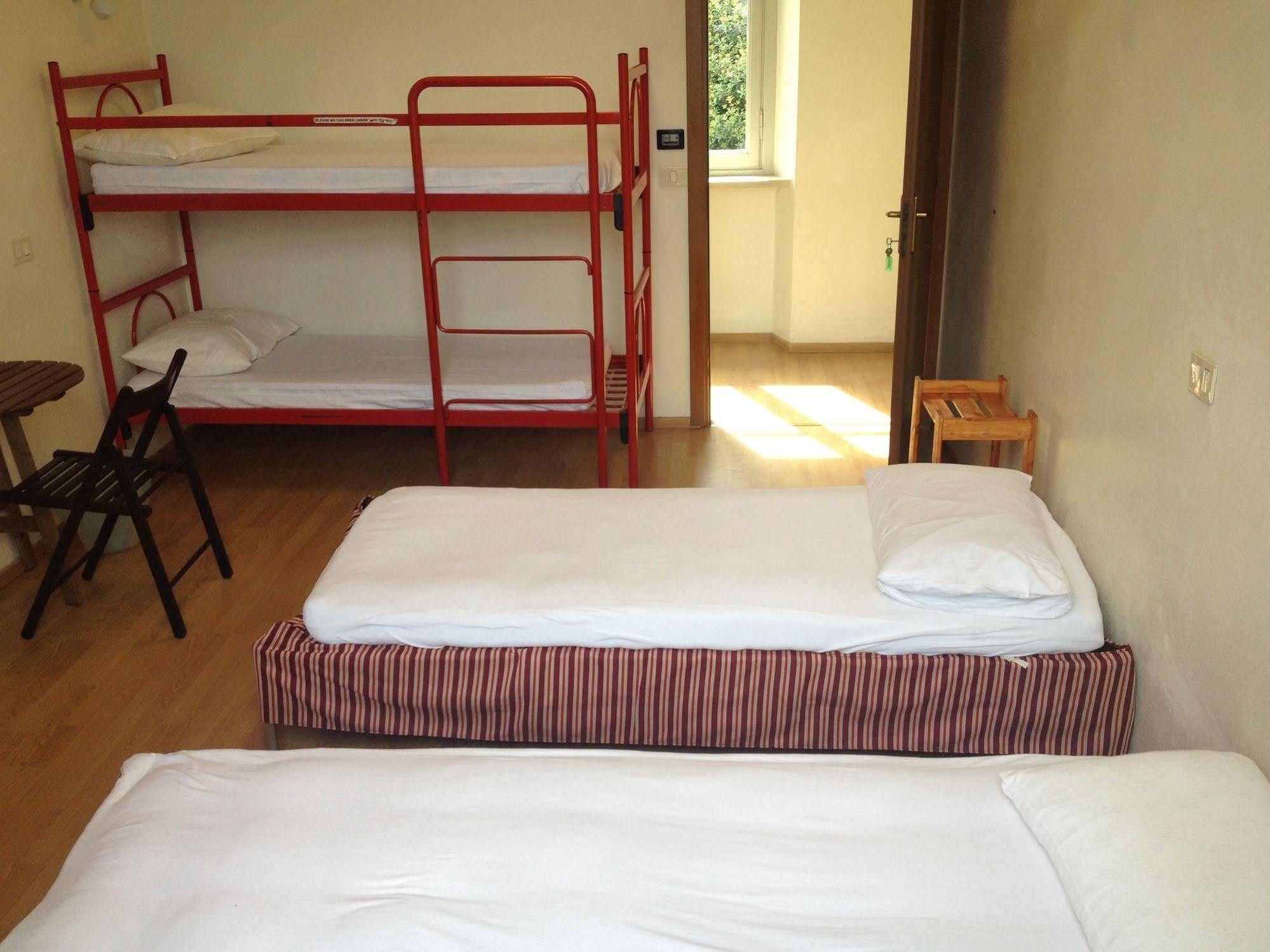 Santangela Hostel & Rooms Menaggio Dış mekan fotoğraf